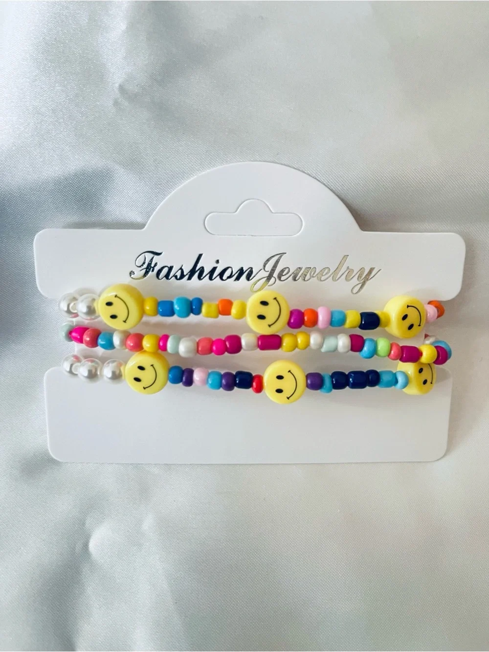 Fashion Jewelry Multicolor Beaded Kids Bracelets with Yellow Smile Charms